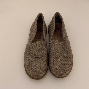 New BOBS Slip-On Woven Casual Shoes in Taupe